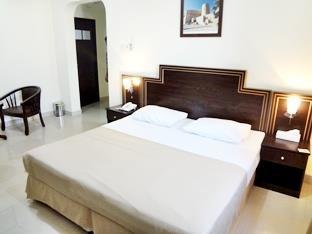 Dolphin Hotel Маскат Екстериор снимка