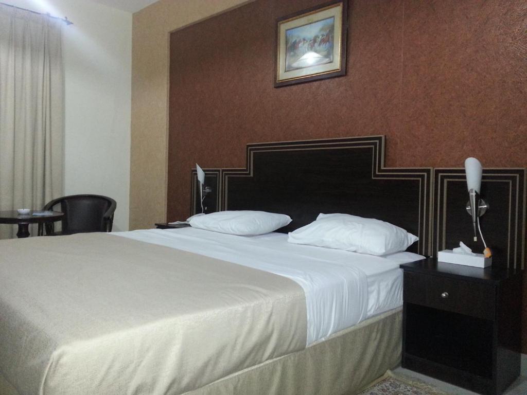Dolphin Hotel Маскат Екстериор снимка