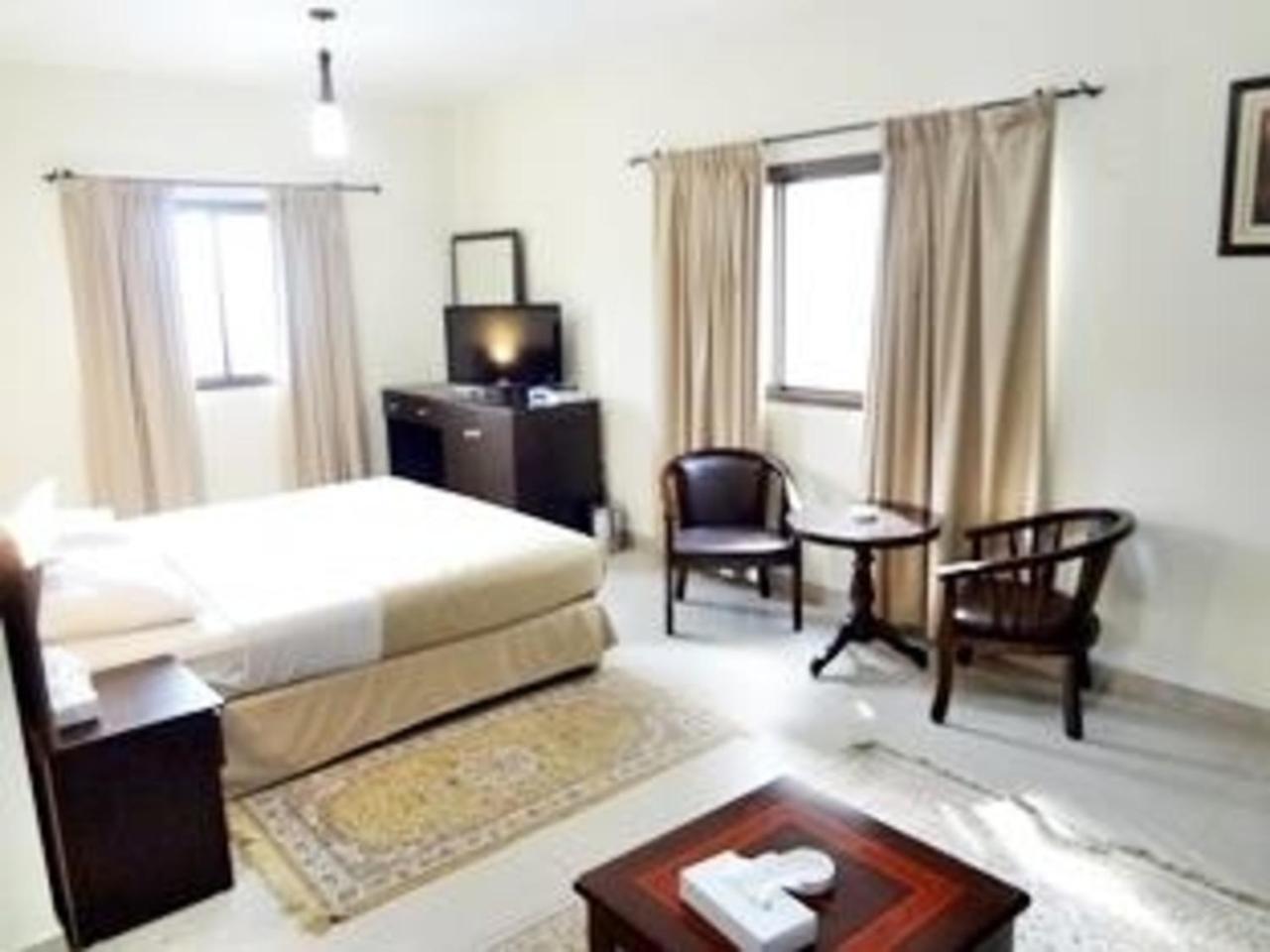 Dolphin Hotel Маскат Екстериор снимка